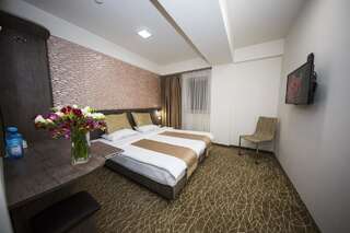 Отель Park Hotel Ереван Стандартный двухместный номер с 1 кроватью-5