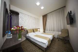 Отель Park Hotel Ереван Стандартный двухместный номер с 1 кроватью-6