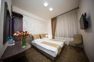 Отель Park Hotel Ереван Стандартный двухместный номер с 1 кроватью-9